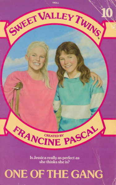 Sweet Valley Twins 10: One of the Gang