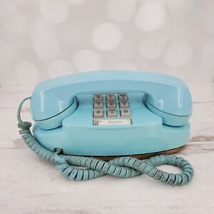 Lila Fowler's Pale Blue Princess Phone